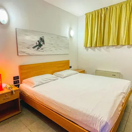 Teleo Vacanze - Villaggio Olimpico Di Apartmán Sestriere