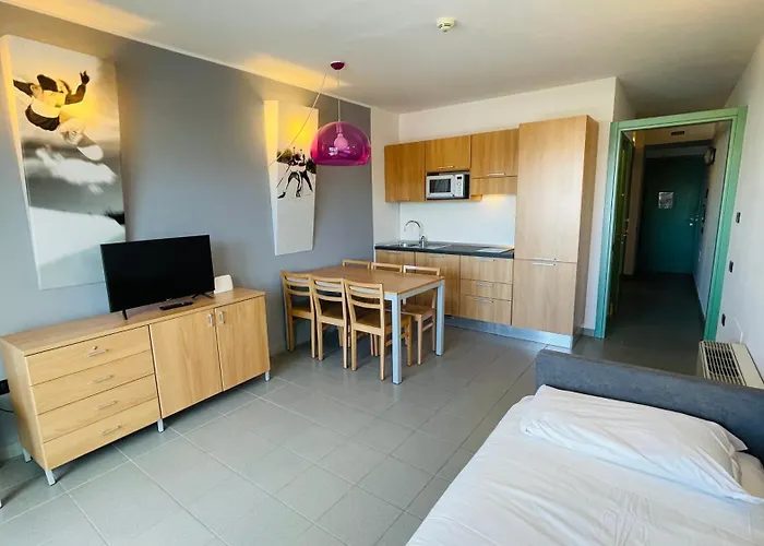 Teleo Vacanze - Villaggio Olimpico Di Appartamento Sestriere